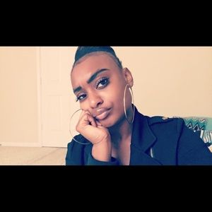 Meet your Posher, Jada